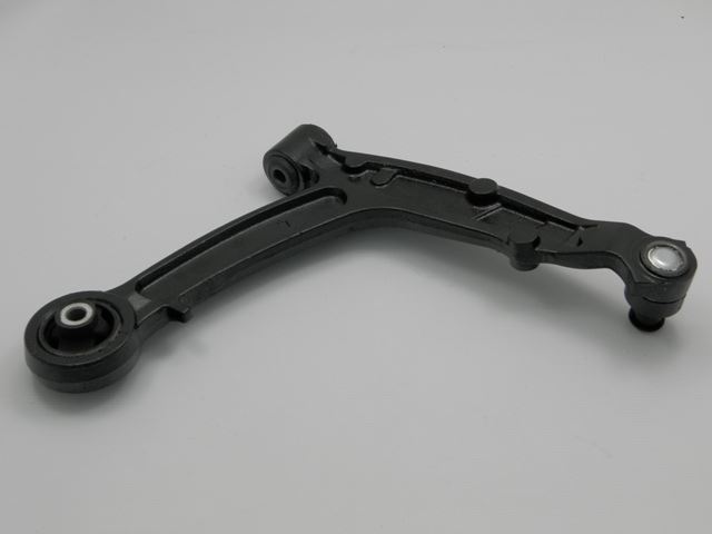 FIAT PANDA 2003-2012 FRONT LOWER SUSPENSION WISHBONE ARM PASSENGER LEFT